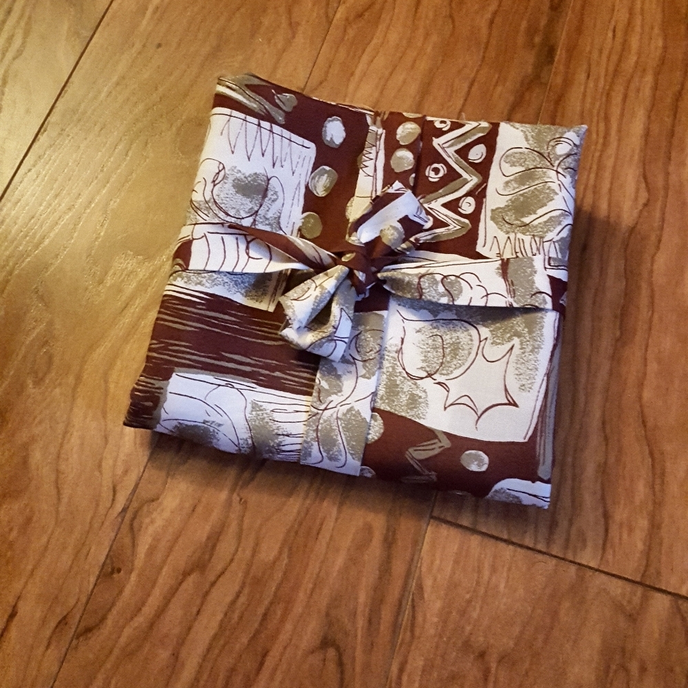 Abstract Printed Fabric - Picture 2 of 3